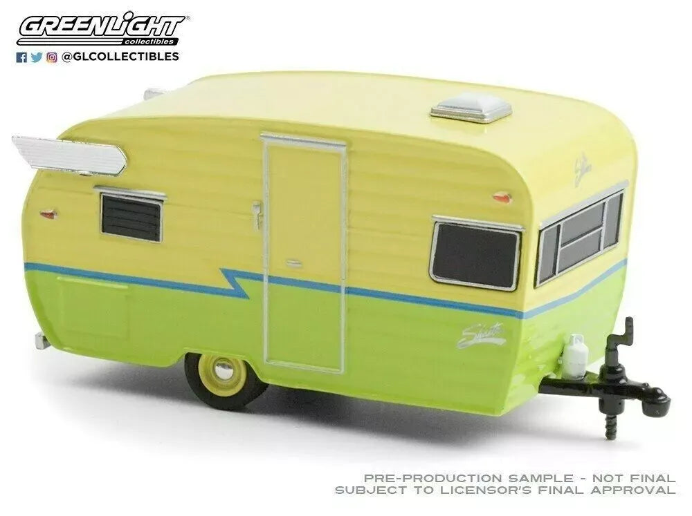 GREENLIGHT 1962 SHASTA AIRFLYTE YELLOW & GREEN WITH BLUE STRIPE
