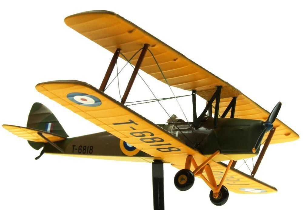 AVIATION 72 DH82A TIGER MOTH T-6818