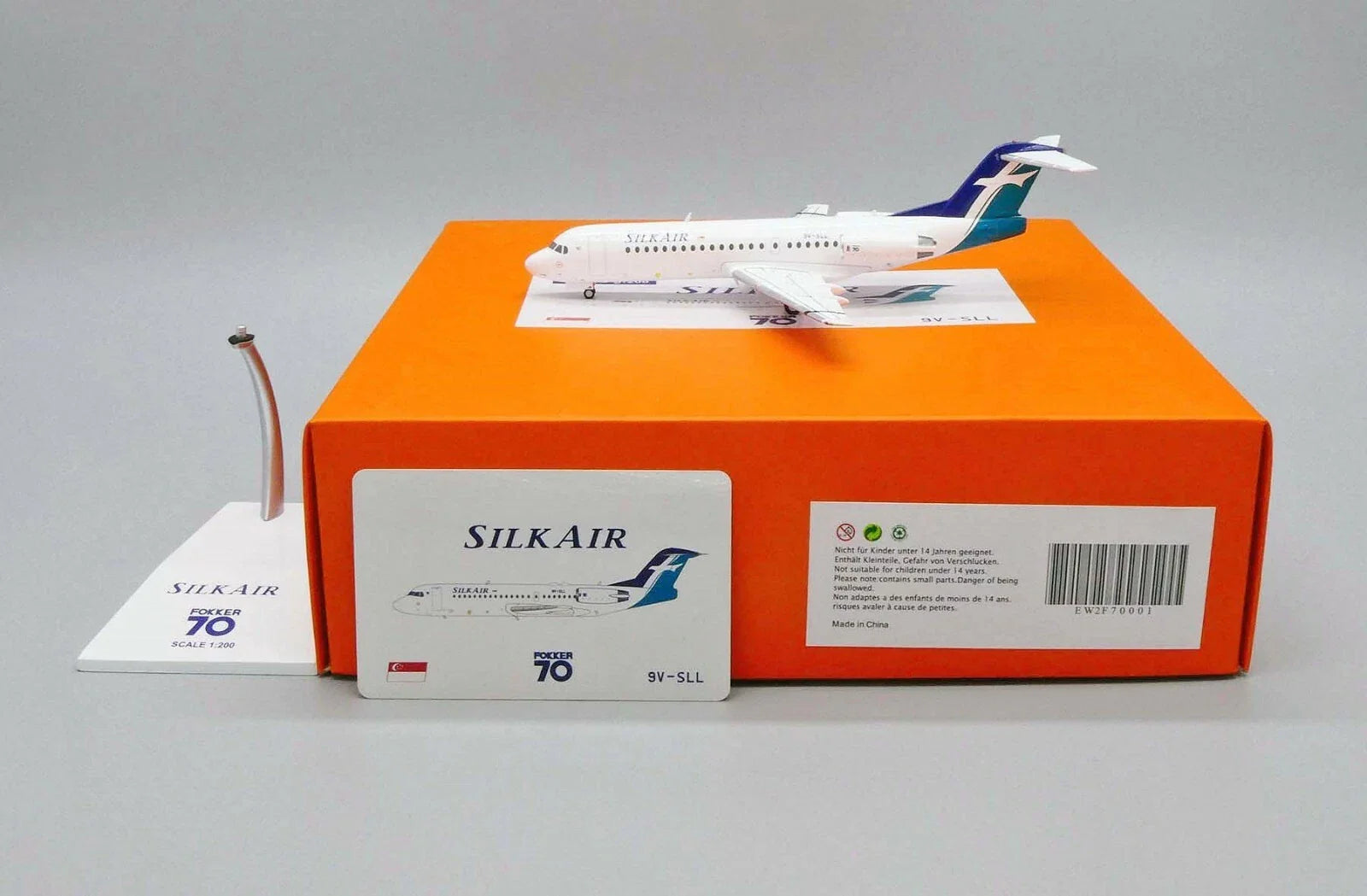 JC WINGS FOKKER 70 SILKAIR REG: 9V-SLL
