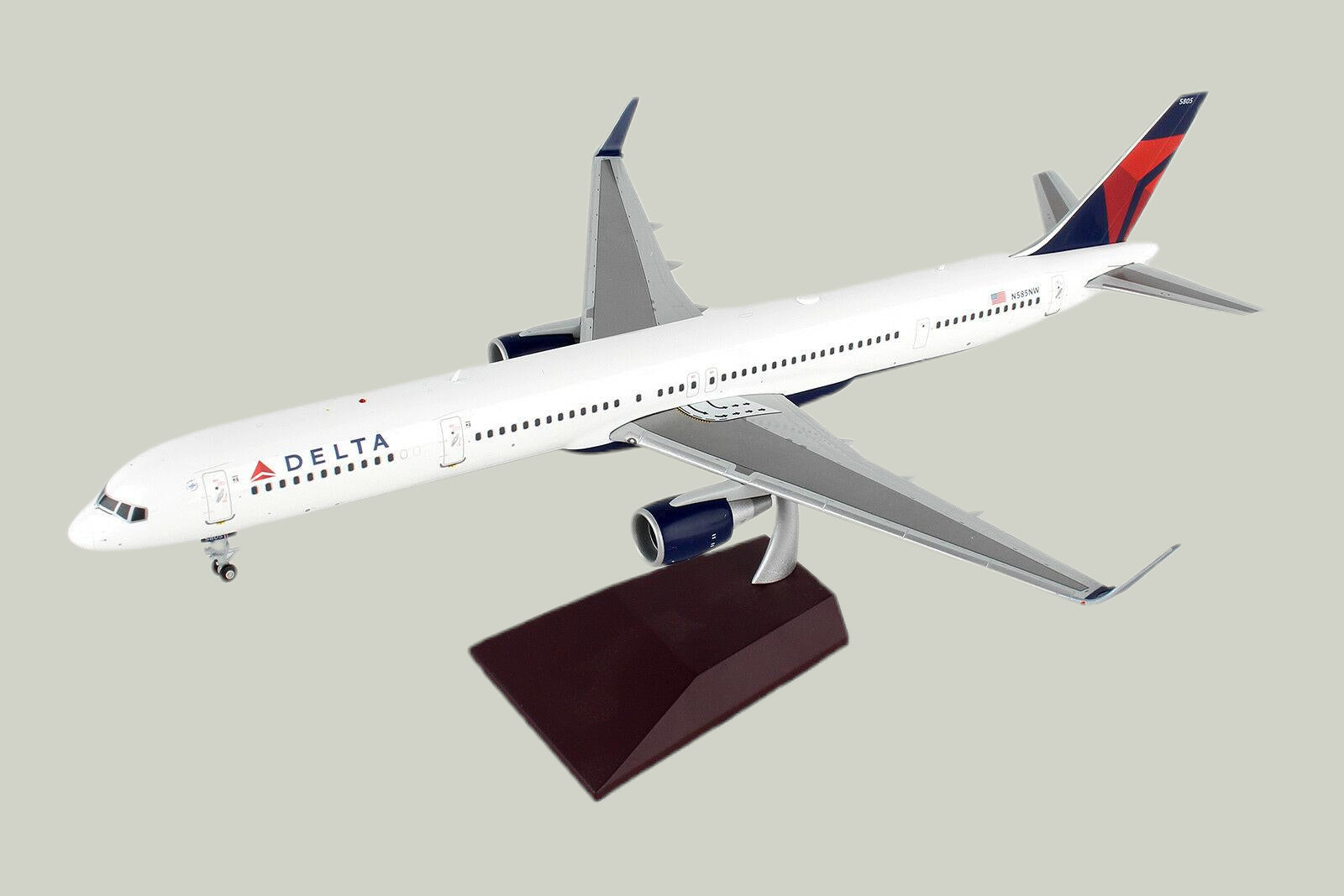 GEMINI JETS B757-300 DELTA AIRLINES REG: N585NW