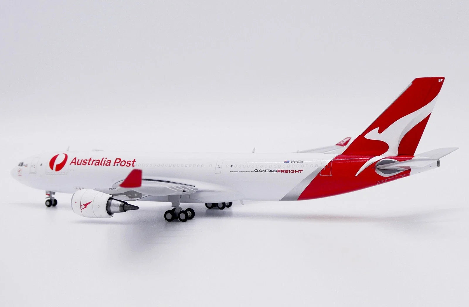 JC WINGS A330-200P2F QANTAS FREIGHT REG: VH-EBF