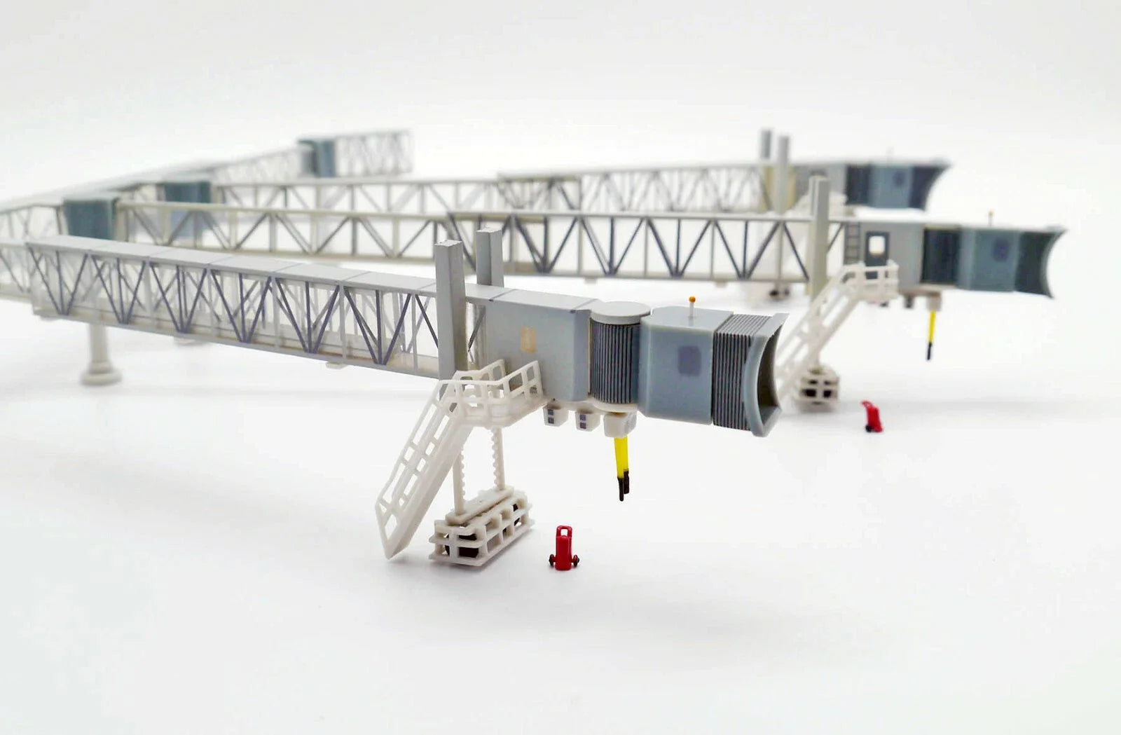 JCWINGS PASSENGER BRIDGE A380 (TRANSPARENT)