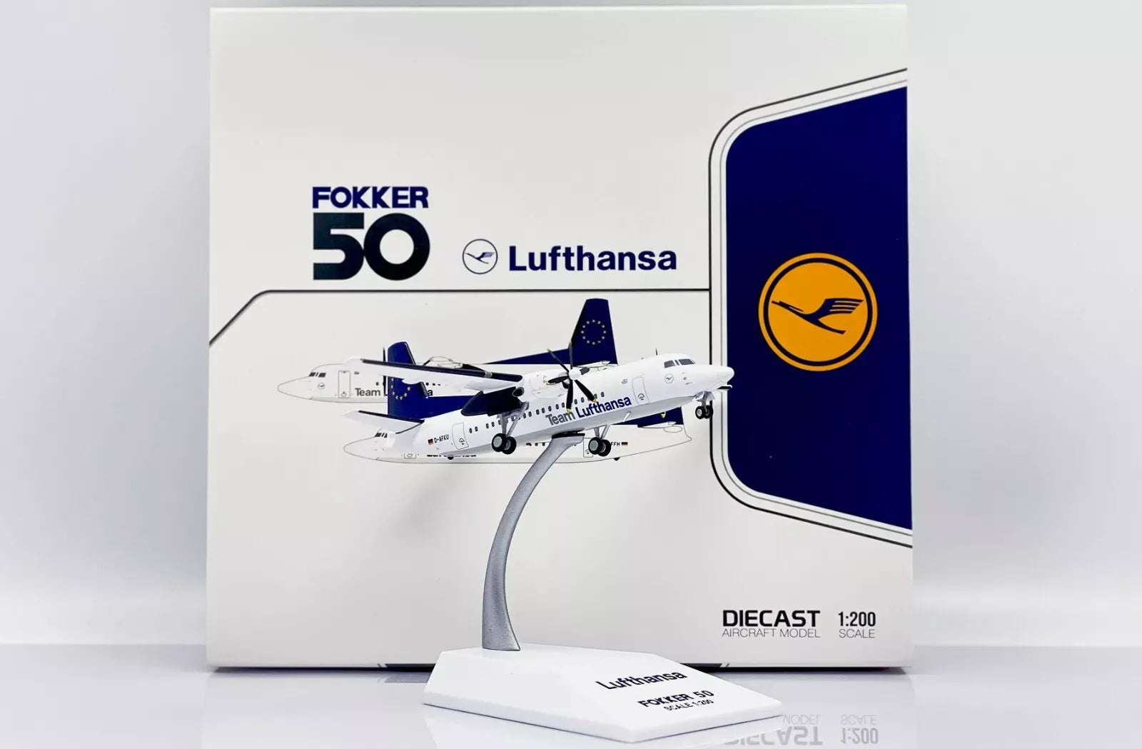 JCWINGS FOKKER 50 TEAM LUFTHANSA REG: D-AFKU