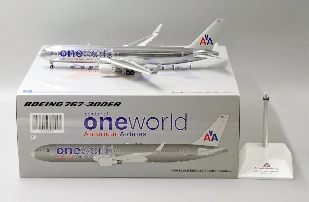 JCWINGS B767-300 ER AMERICAN AIRLINES 'ONEWORLD' REG N395AN