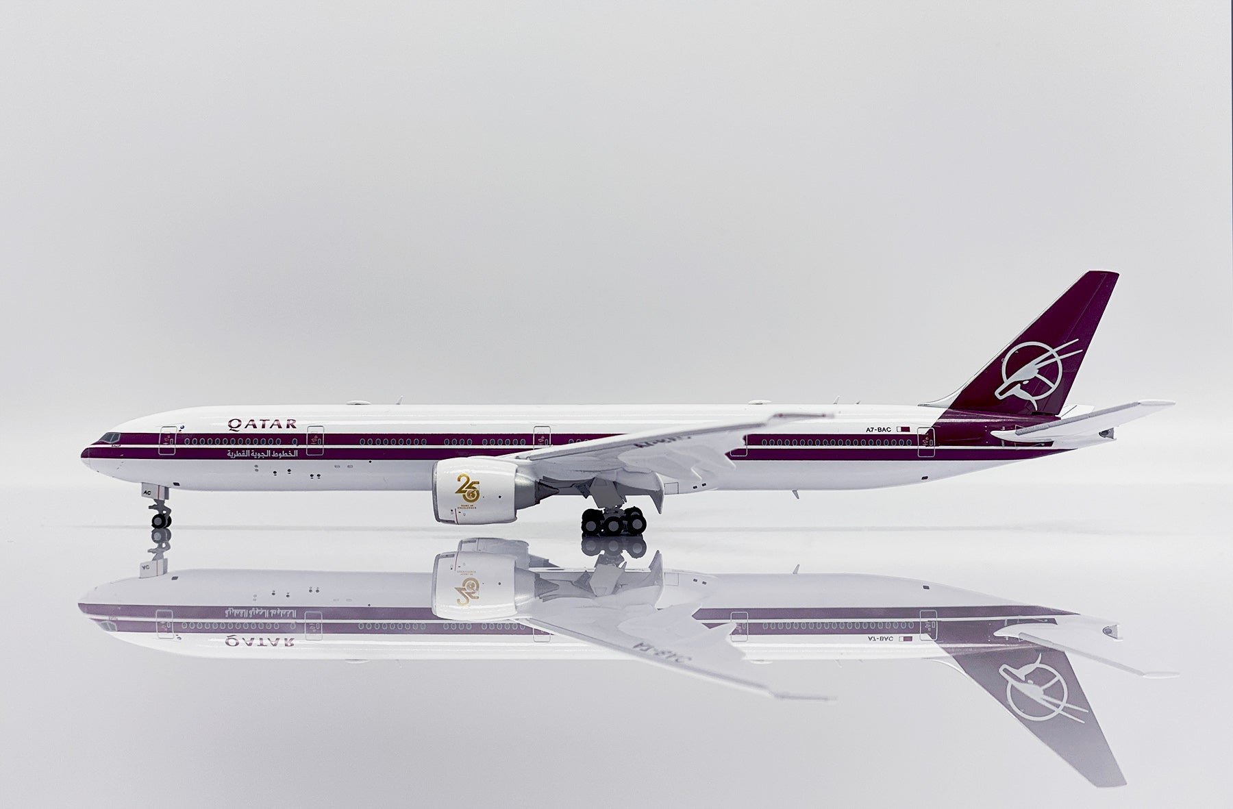 JCWINGS B777-300(ER) QATAR AIRWAYS "RETRO LIVERY" (FLAPS DOWN) REG: A7-BAC
